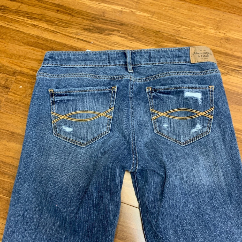 Abercrombie‎ & Fitch Distressed Denim Jeans Womens 2 Embellished Pockets Skinny - Picture 5 of 7